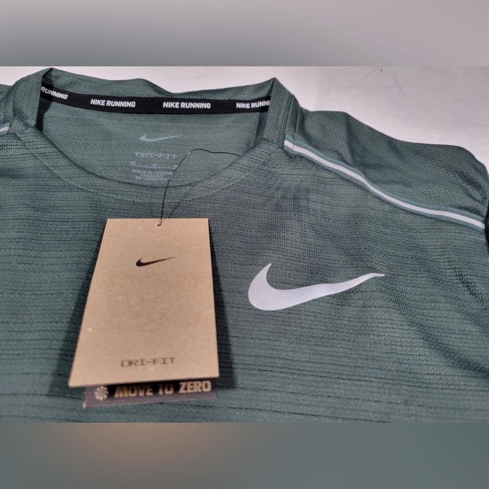 Nike Men’s Dri-Fit Miler Running Shirt AJ7565-338 - Picture 4 of 12